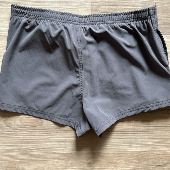 Set of 2 Beach Shorts - Hurley and Australian Brand - Size Small - Picture 4 of 8